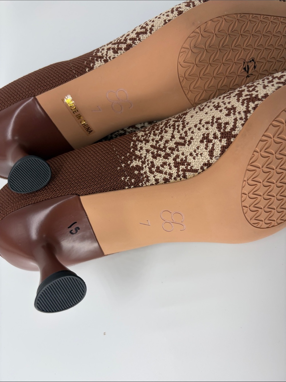 Cosy Island Brown and Cream Pointed Toe Kitten Heel Knit Pumps - Sz 7 NWOB - Picture 7 of 9